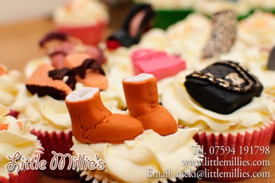Designer handbags and shoes cupcakes-3